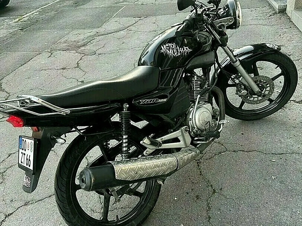 Yamaha RE05 aus dem Zweirad-Fuhrpark der Fahrschule Pohl